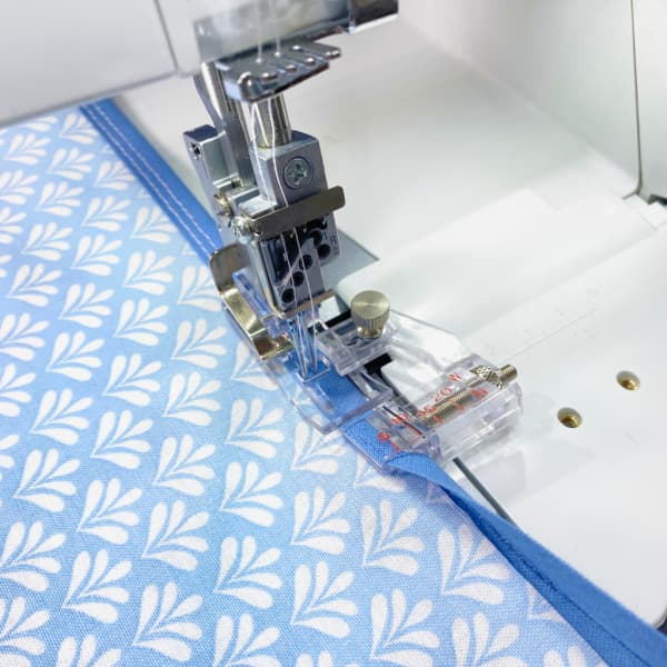 Лапка регулируемая для окантовки косой бейкой для Family ML 750 Pro и ML 950 Pro undefined