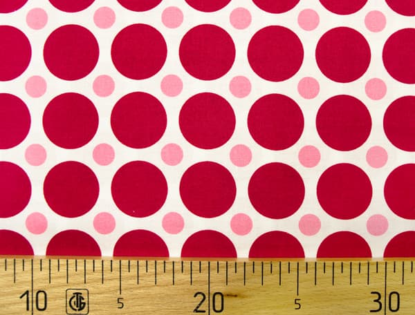 Ткань Gütermann Fenton House (большие красные и малые розовые круги) undefined