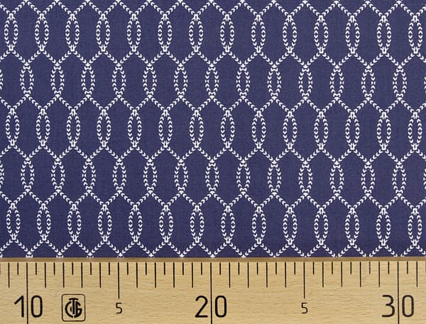 Ткань Gütermann Long Island (синий/ажурный белый рисунок) undefined
