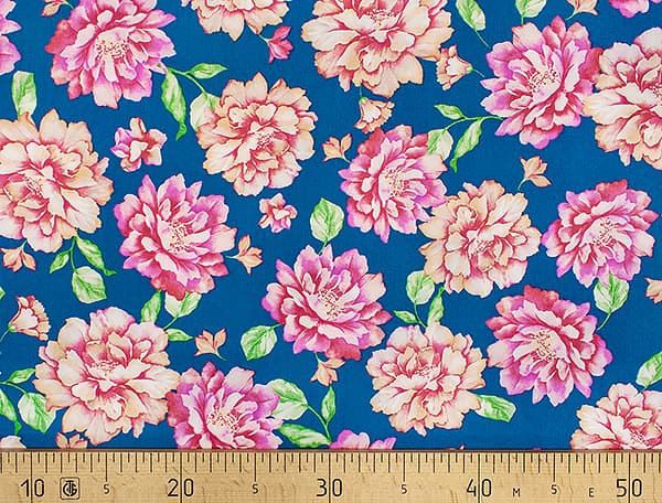 Ткань Gütermann Unique (пионы на ярко-синем) undefined
