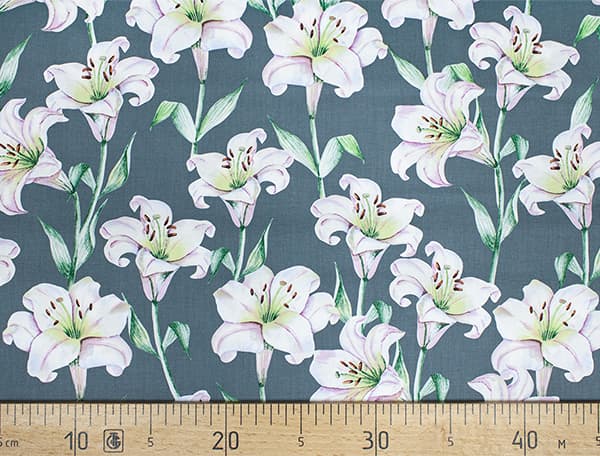 Ткань Gütermann Elegant Spirit (лилии на сером) undefined