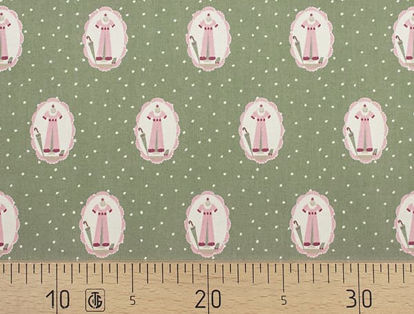 Ткань Gütermann Pemberley (манекен на зеленом) undefined