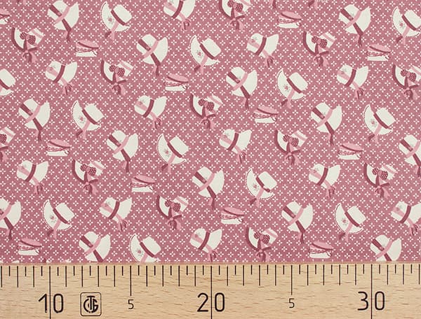 Ткань Gütermann Pemberley (шляпки на темно-розовом) undefined