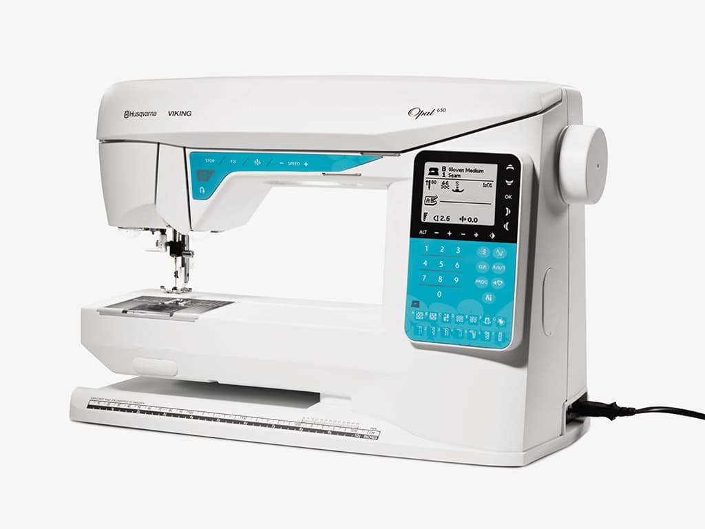 Швейная машина с микропроцессорным управлением Husqvarna Opal 650 - №1