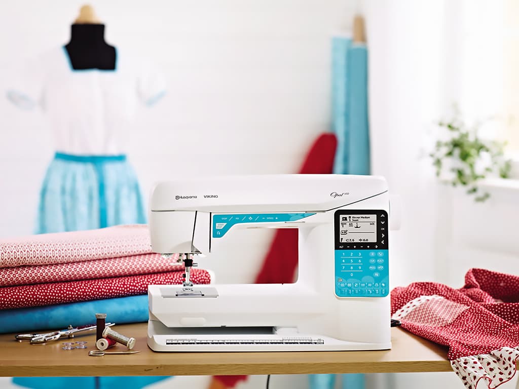 Швейная машина с микропроцессорным управлением Husqvarna Opal 650 - №2