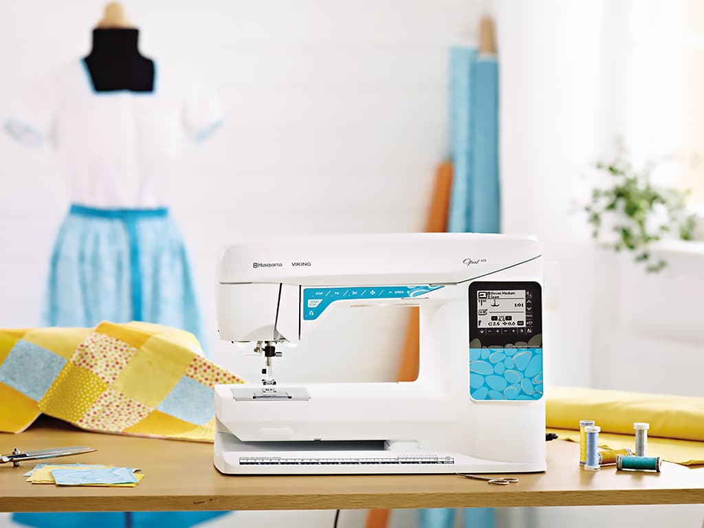 Швейная машина с микропроцессорным управлением Husqvarna Opal 670 - №1