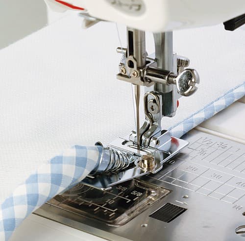 Лапка для окантовки косой бейкой для машин с вертикальным челноком undefined