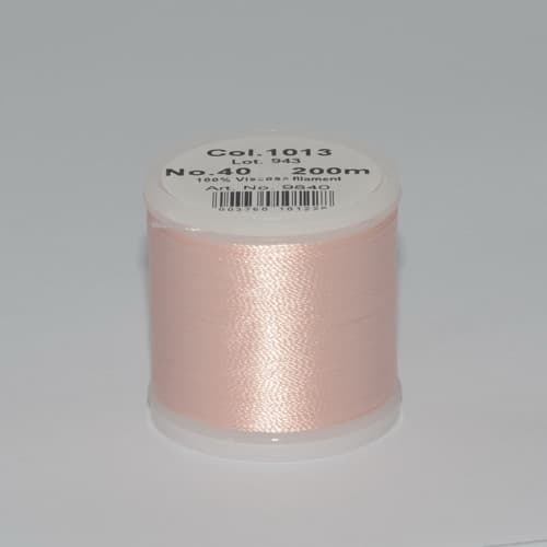 Madeira Rayon №40 200м цвет 1013 undefined