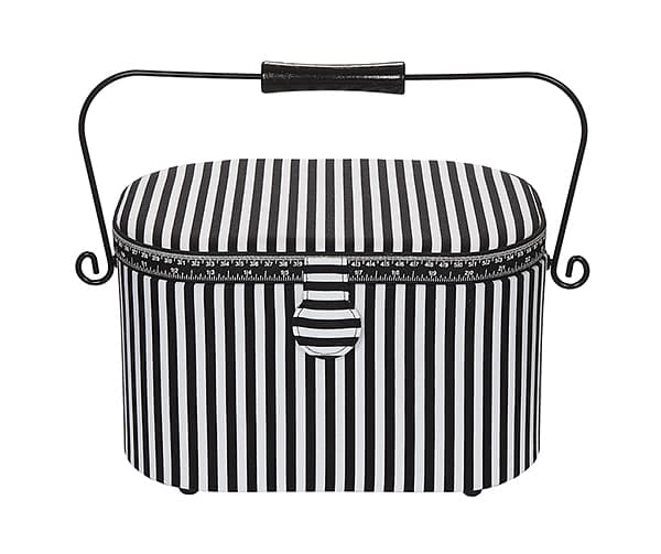 Шкатулка, обтянутая тканью, овальная (30х20,5х19), черно-белая полоска undefined