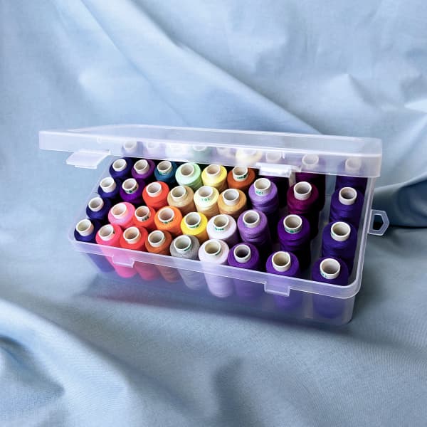 Коробка для хранения ниток на 42 катушки undefined