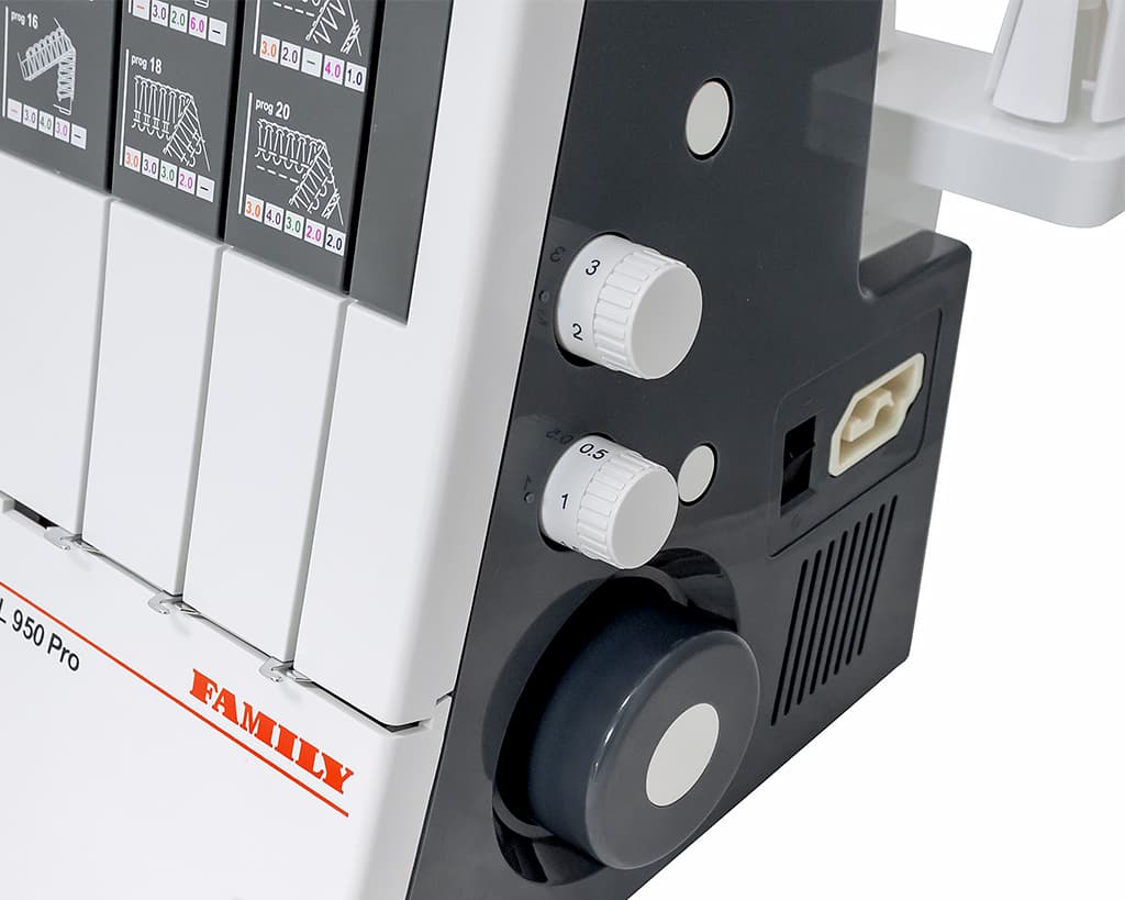 5-ти (4, 3, 2-x) - ниточный оверлок + 3-х игольная 4-х ниточная плоскошовная машина (коверлок) Family ML 950 Pro - №4