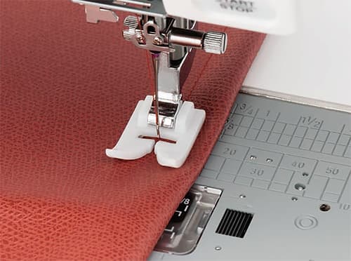 Лапка тефлоновая для машин с горизонтальным челноком undefined