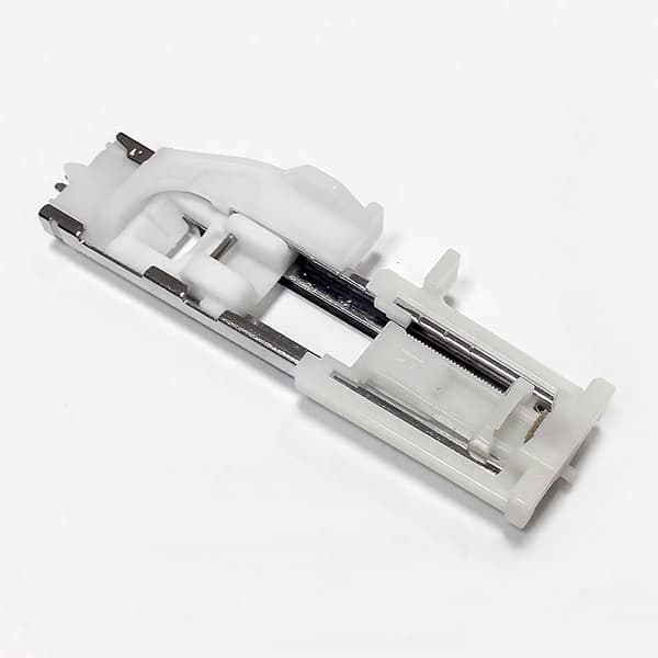 Лапка для автоматического обметывания петли R для машин с горизонтальным челноком undefined